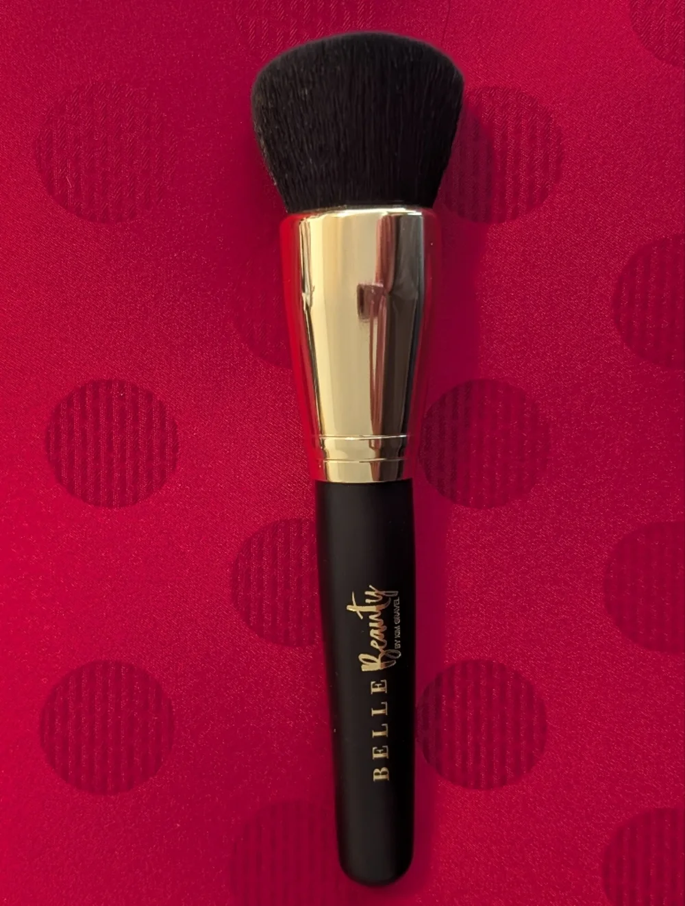Belle Beauty by Kim Gravel impressive powder